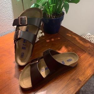 Birkenstock’s 39 new never worn!